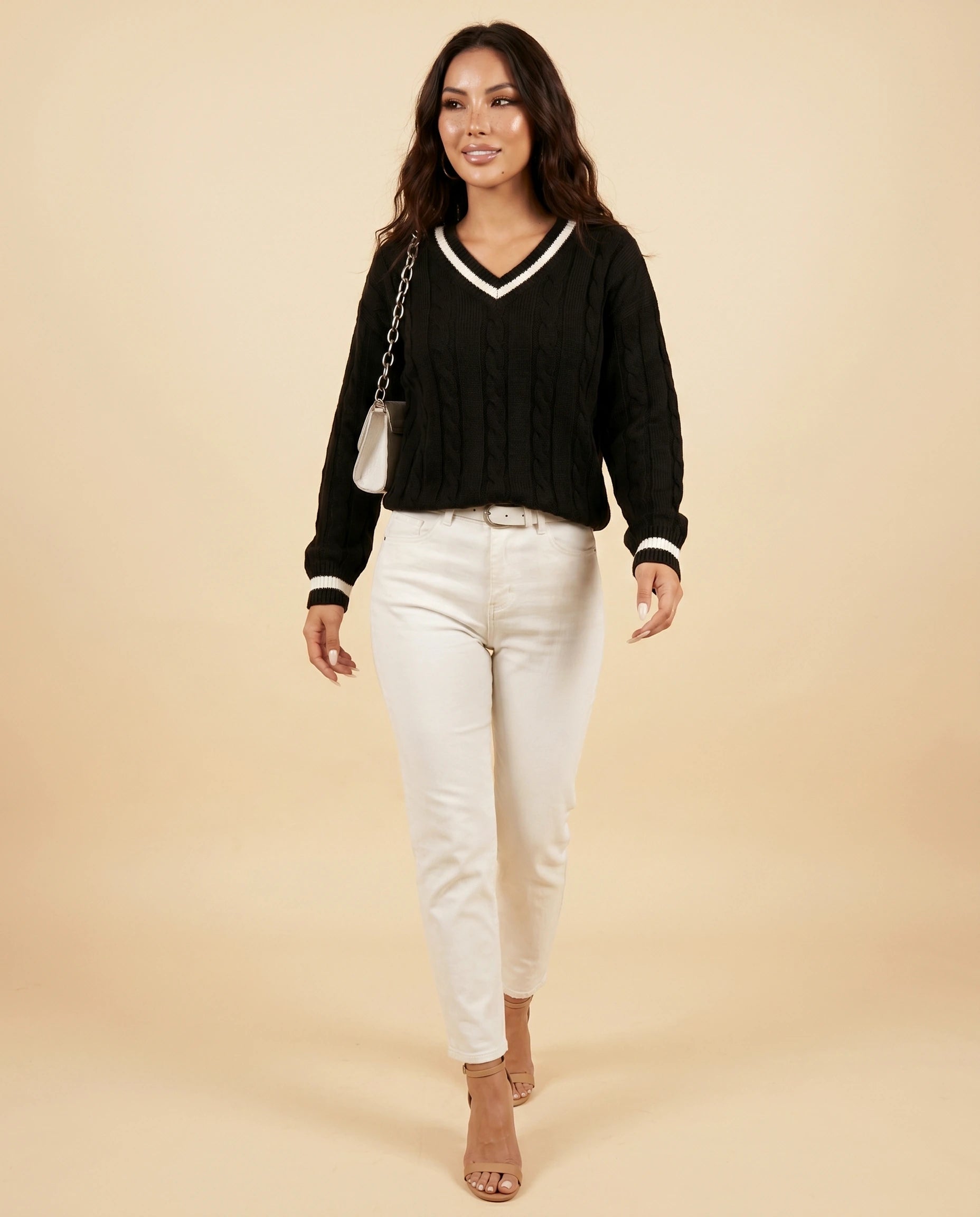 Verona Sweater 2 lifestyle