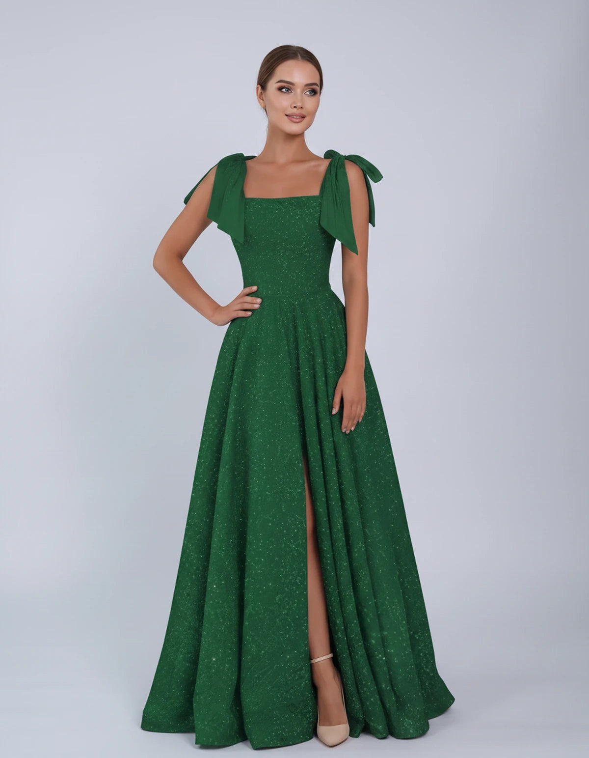 Bellamy Maxi Dress — Emerald Green | SKU: SD-00075-emeraldgreen-2,SD-00075-emeraldgreen-4,SD-00075-emeraldgreen-6,SD-00075-emeraldgreen-8,SD-00075-emeraldgreen-10,SD-00075-emeraldgreen-12,SD-00075-emeraldgreen-14,SD-00075-emeraldgreen-16,SD-00075-emeraldgreen-16W,SD-00075-emeraldgreen-18W,SD-00075-emeraldgreen-20W,SD-00075-emeraldgreen-22W