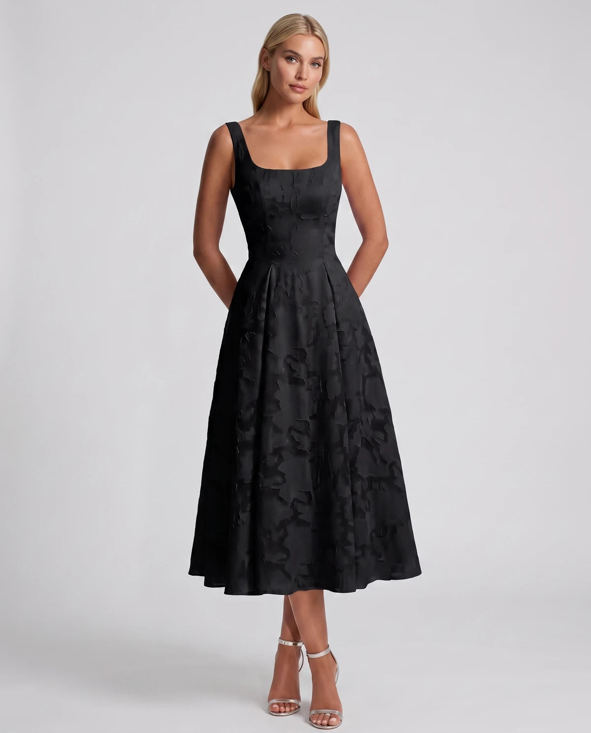 Blanchette Midi Dresses — Black