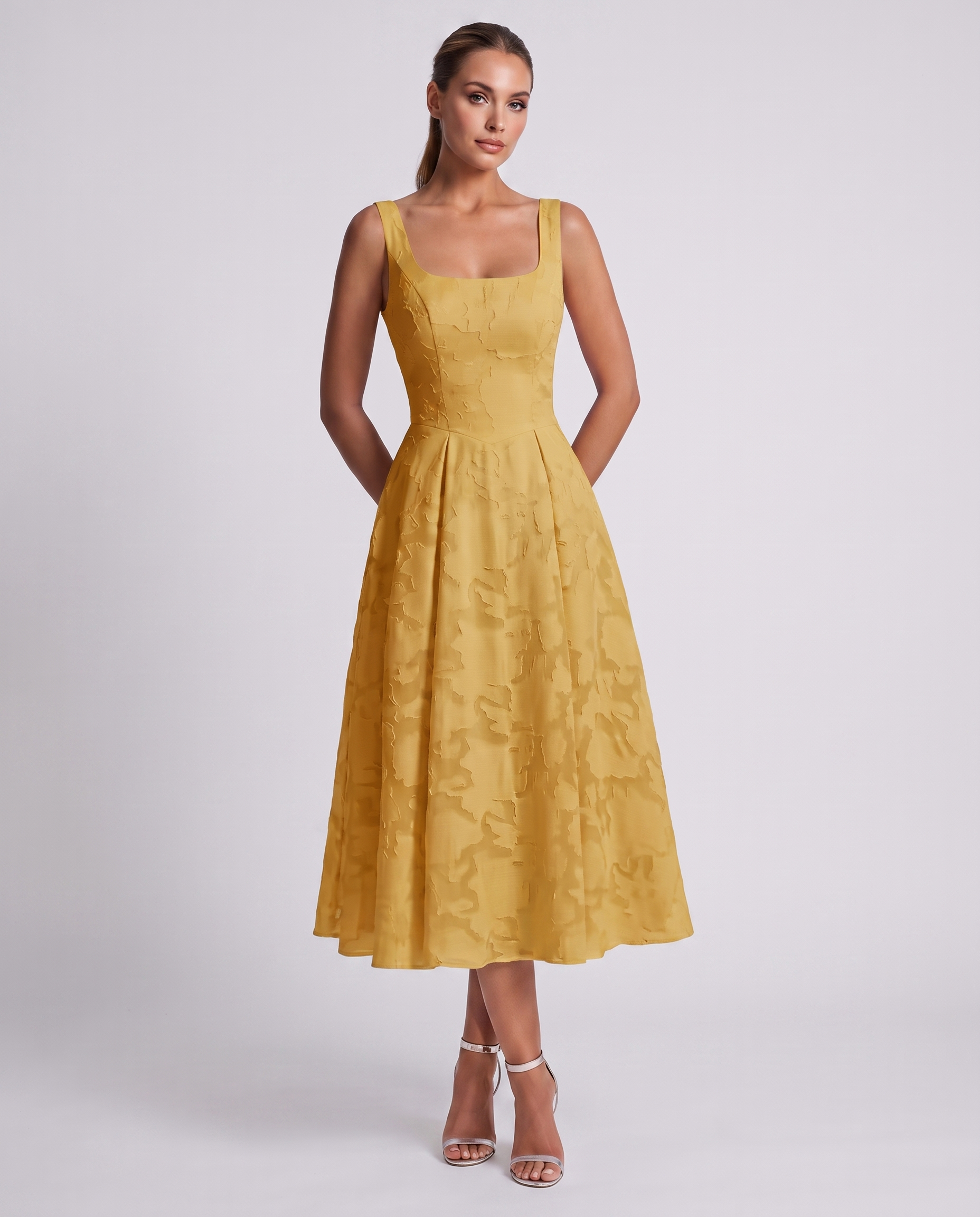 Serelle Midi Dress