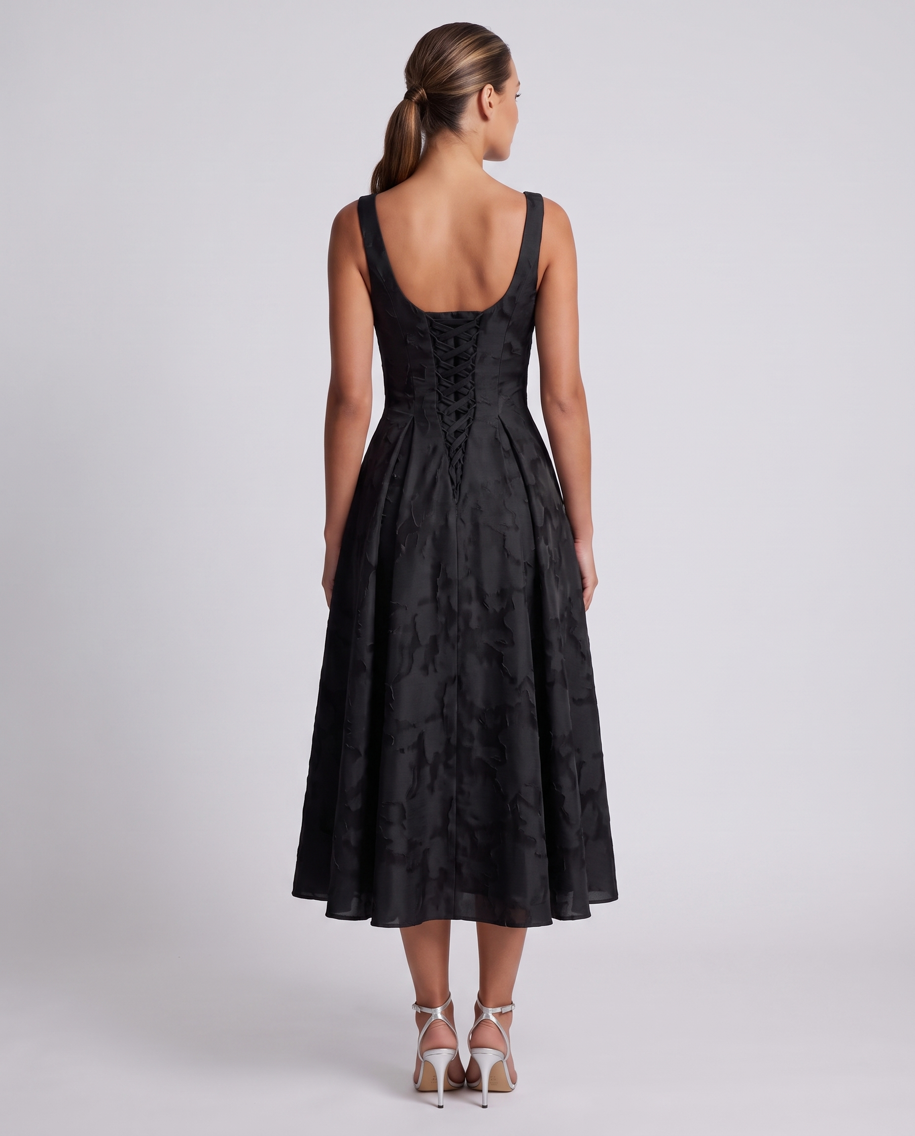 Serelle Midi Dress