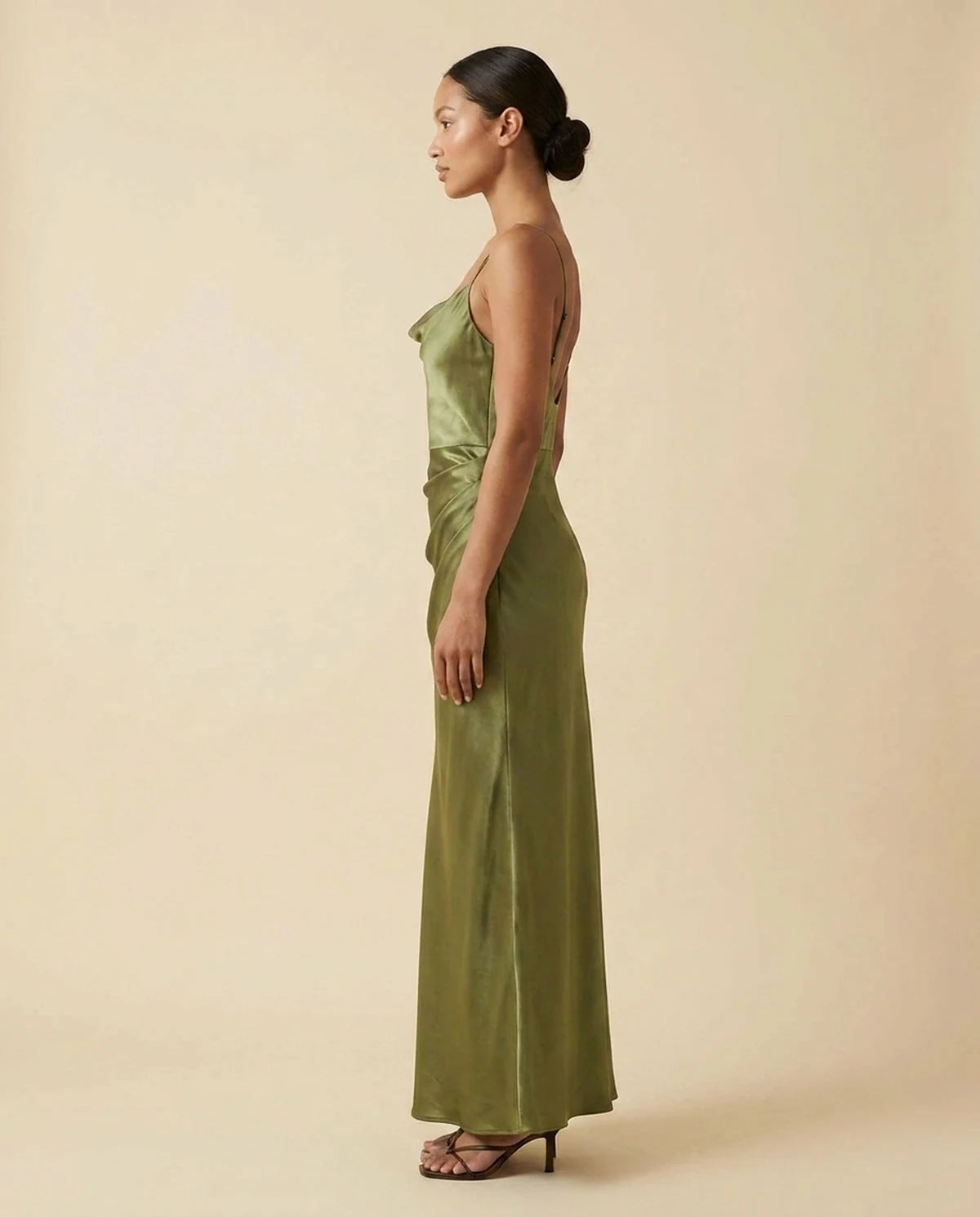 Fialka Maxi Dress — Olive Green | SKU: SD-20423-olivegreen-L,SD-20423-olivegreen-M,SD-20423-olivegreen-S,SD-20423-olivegreen-XL,SD-20423-olivegreen-XS