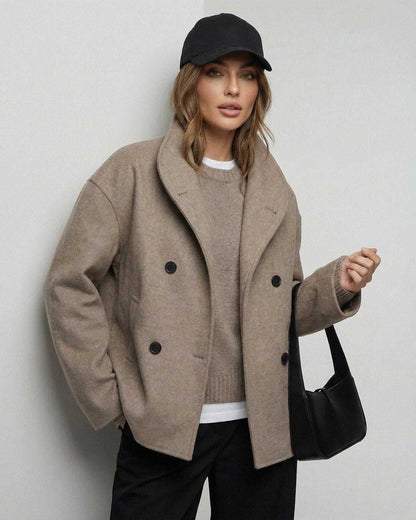 Verona Jacket by Lauven, women's oversized jacket perfect for business and fall style, featuring relaxed tailoring.