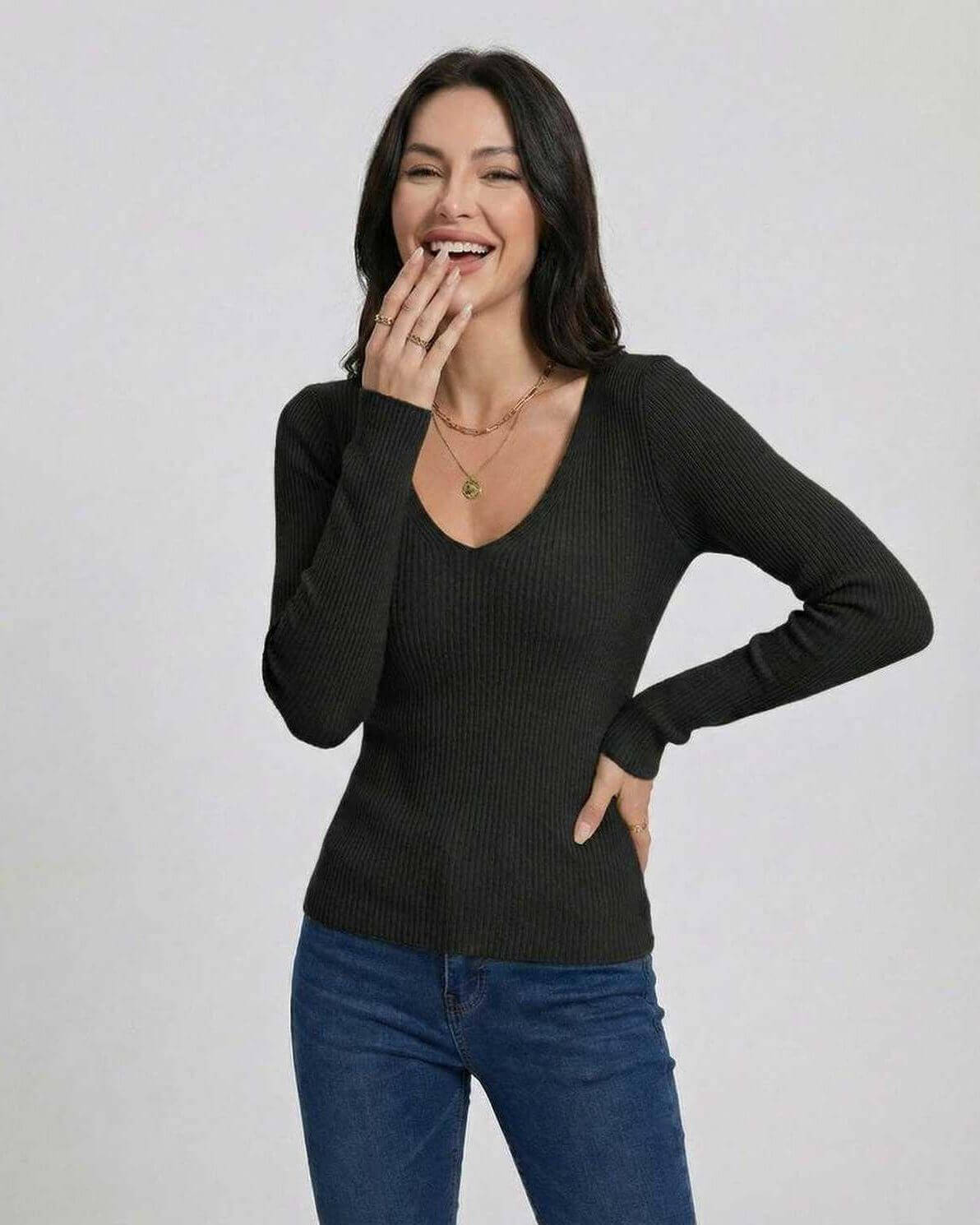 Monaco Pullover by Lauven, women’s V-neck pullover sweater in black with slim fit and long sleeves.