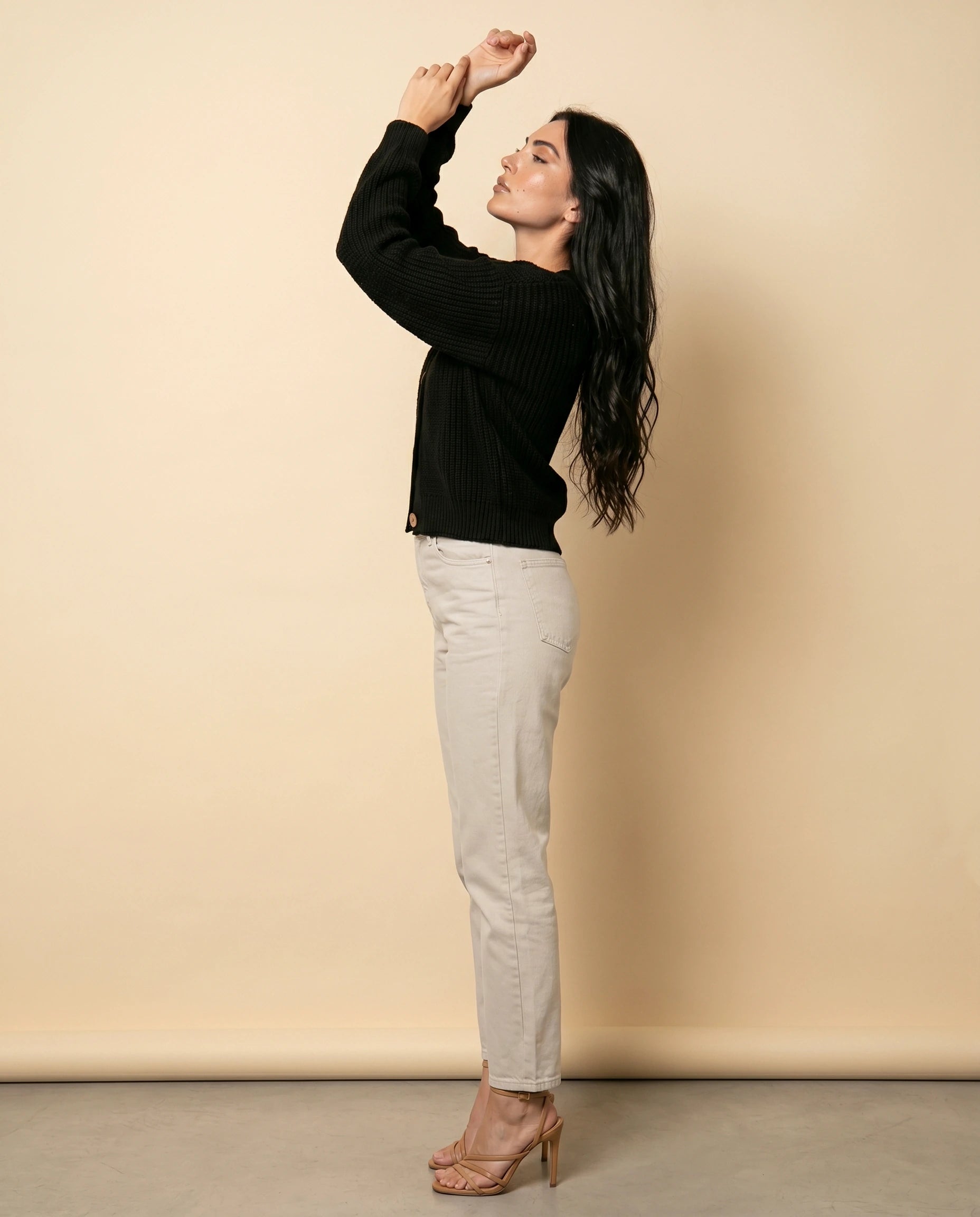 Begonia Cardigan 8638 side