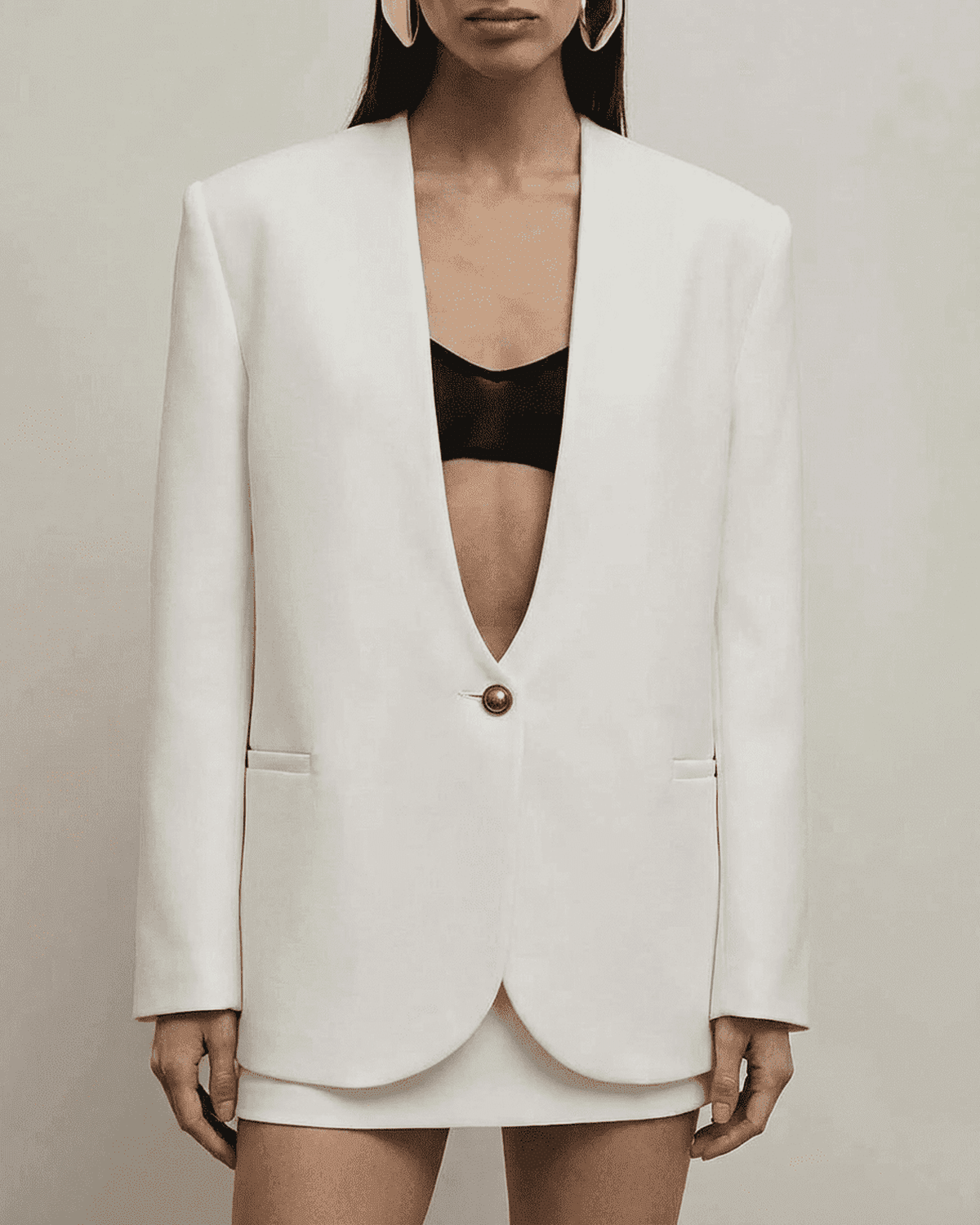 Alba Blazer by SLIMONA - Fitted white blazer with deep V-neckline and tailored silhouette.