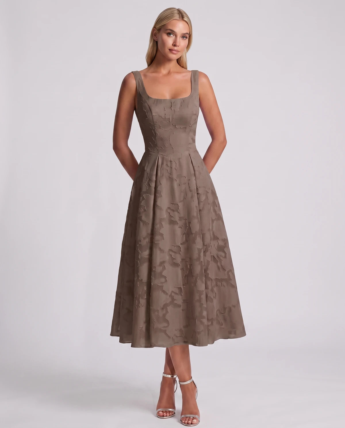 Blanchette Midi Dresses — Khaki