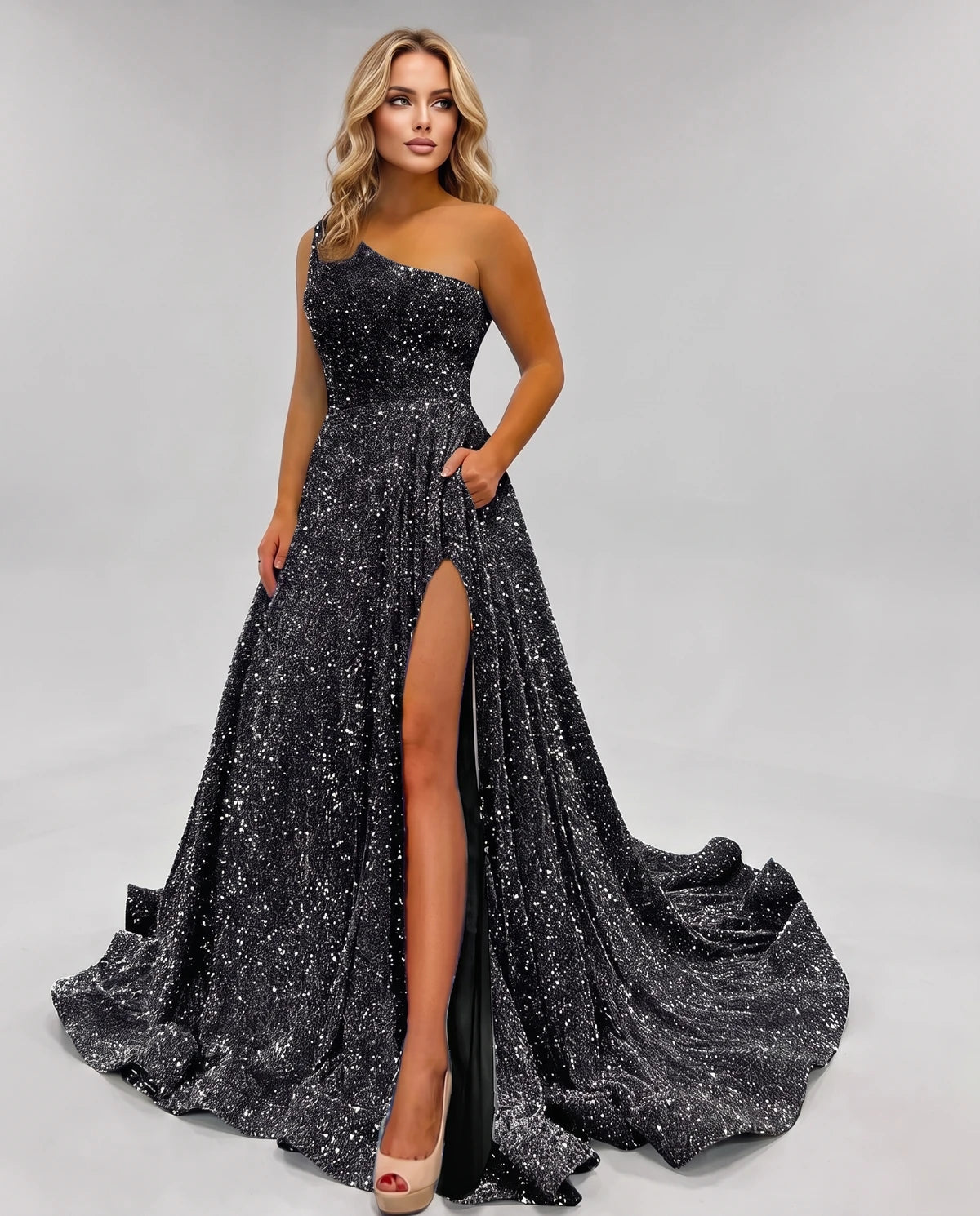 Diantha Maxi Dress — A-black