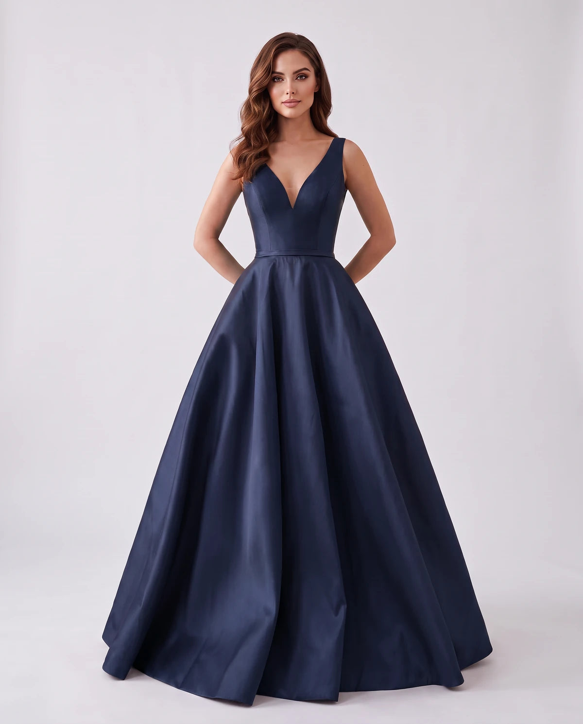 Everly Maxi Dress — Navy