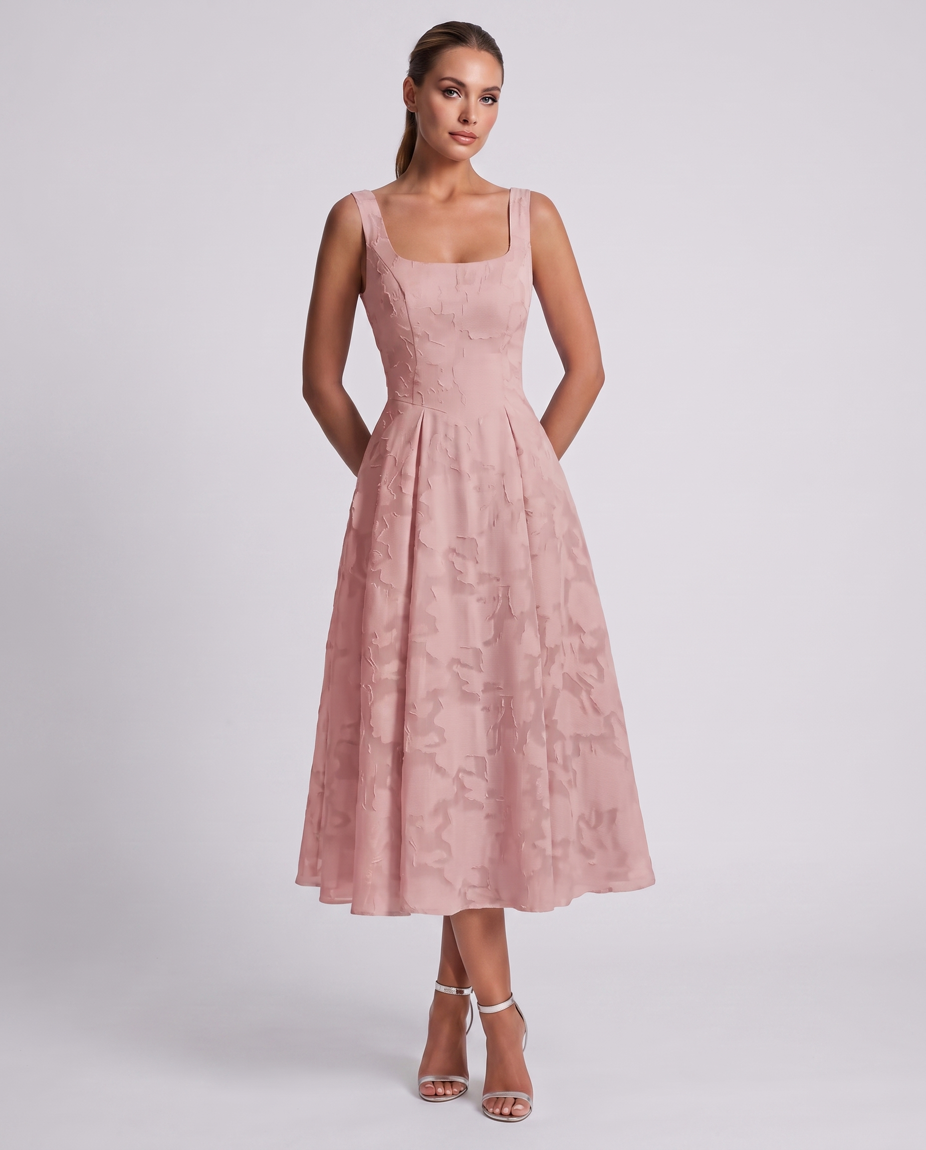 Serelle Midi Dress