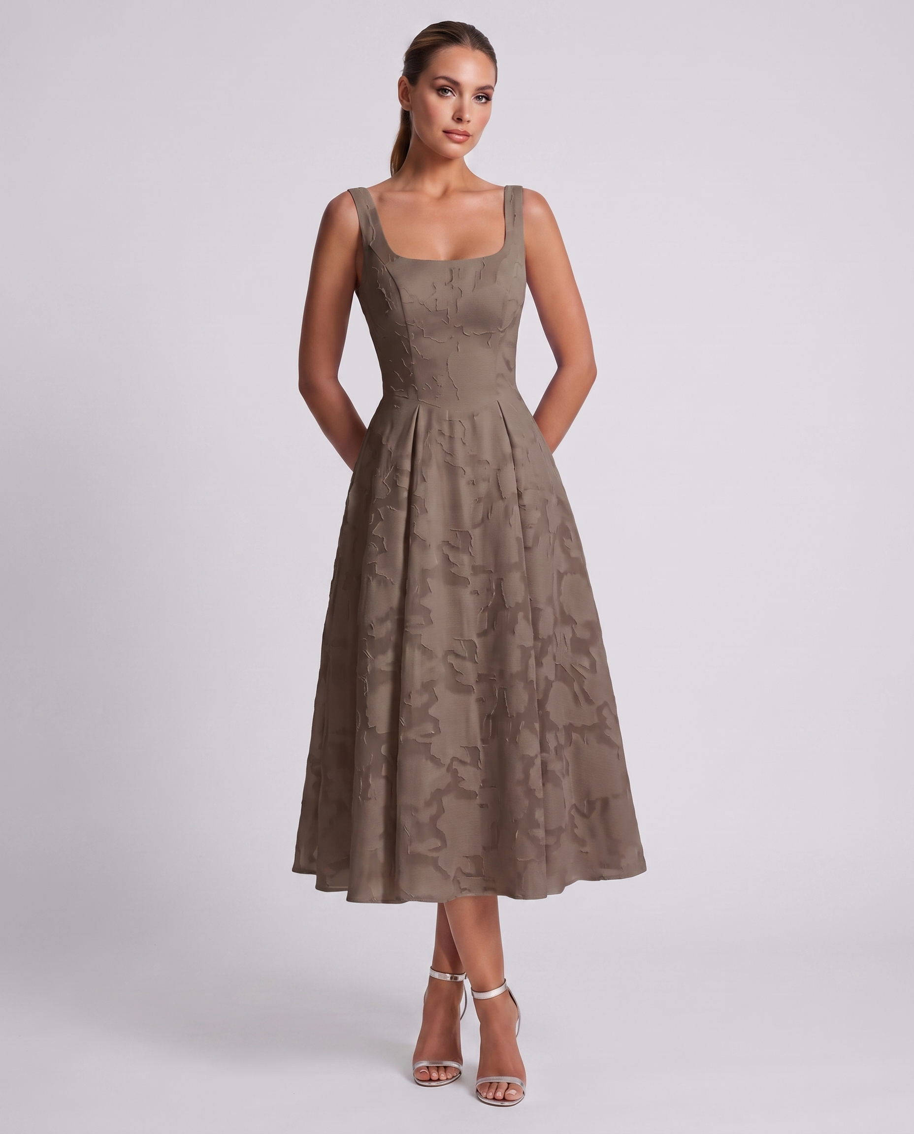 Serelle Midi Dress