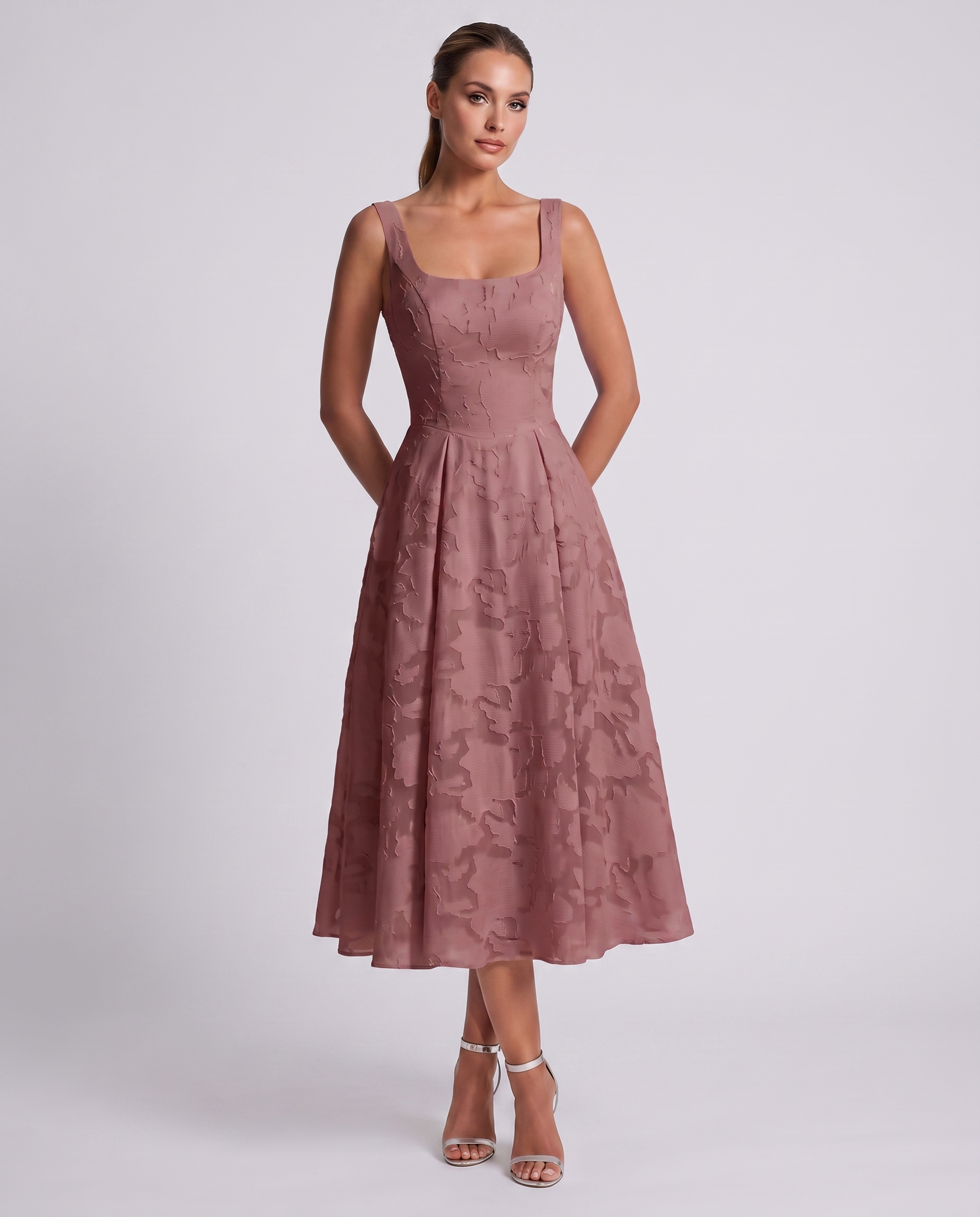 Serelle Midi Dress