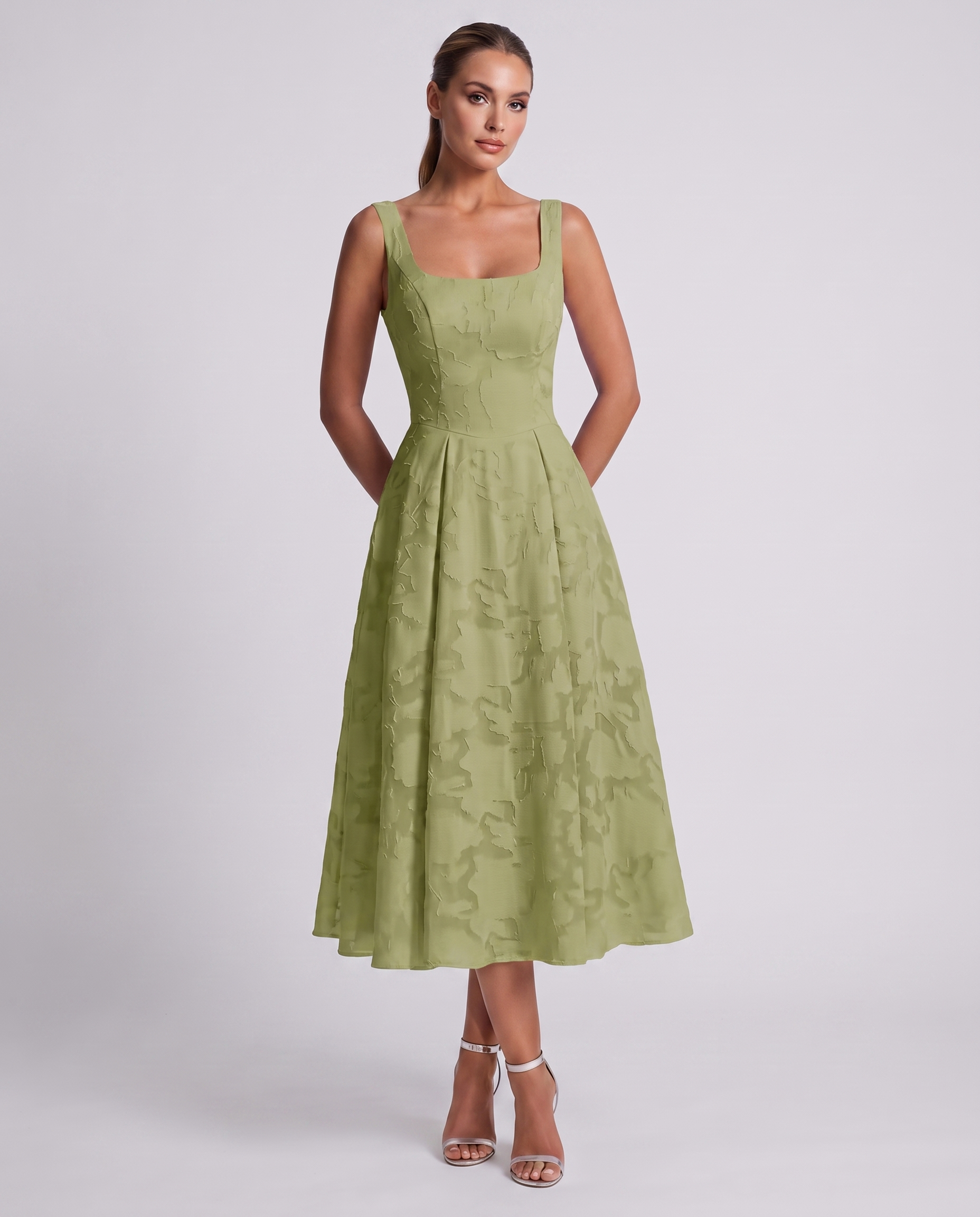 Serelle Midi Dress