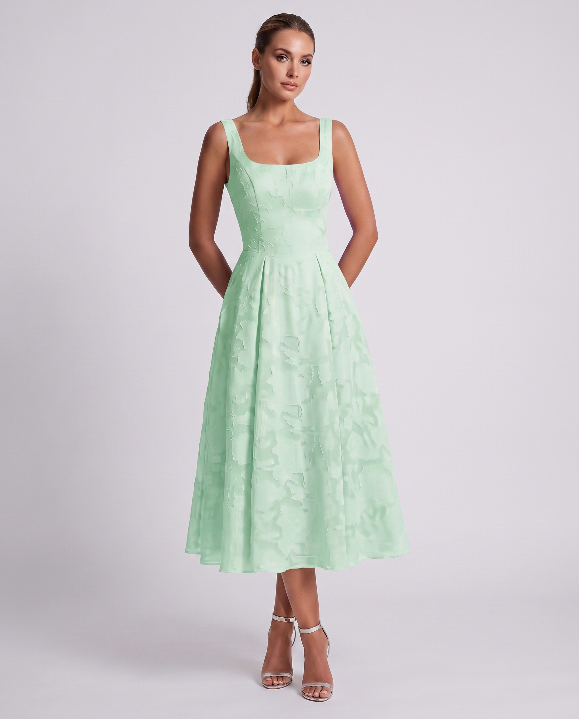 Serelle Midi Dress