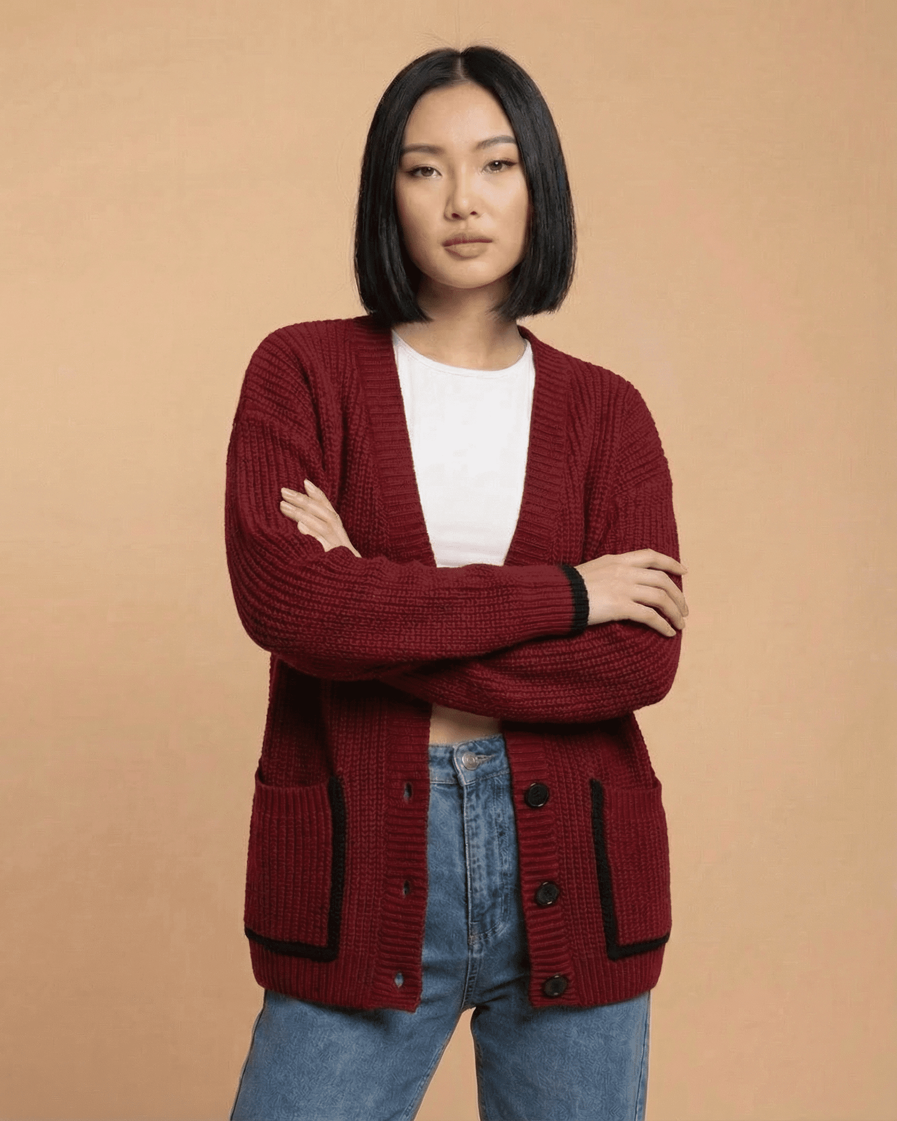 SLIMONA Merano Cardigan - Loose fit V-neck color block knit for effortless everyday layering.