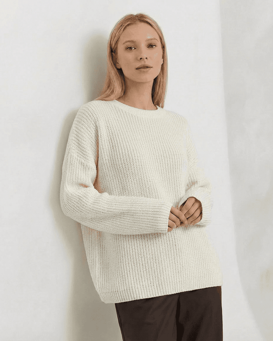 Seren Sweater by SLIMONA - Loose Fit Thick Ribbed Knitwear in Ivory, ideal for cozy fall and winter styling.
