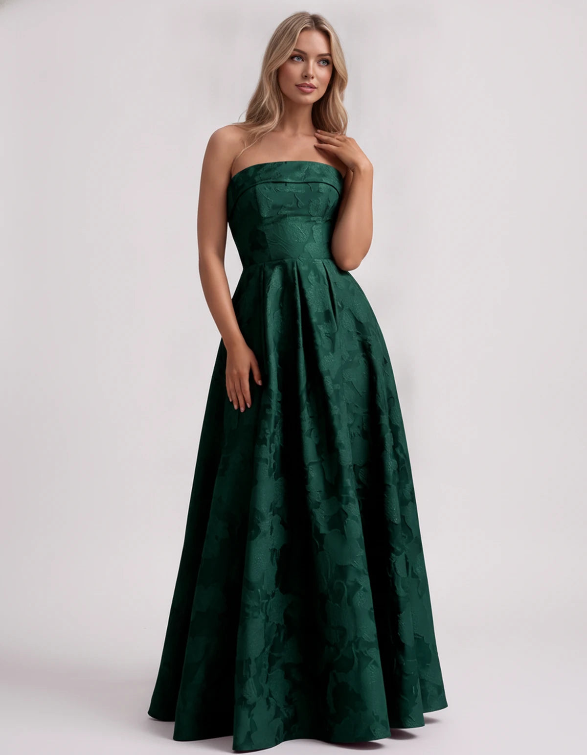 Lumina Maxi Dress — Emerald Green | SKU: SD-44054-emeraldgreen-2,SD-44054-emeraldgreen-4,SD-44054-emeraldgreen-6,SD-44054-emeraldgreen-8,SD-44054-emeraldgreen-10,SD-44054-emeraldgreen-12,SD-44054-emeraldgreen-14,SD-44054-emeraldgreen-16,SD-44054-emeraldgreen-16W,SD-44054-emeraldgreen-18W,SD-44054-emeraldgreen-20W,SD-44054-emeraldgreen-22W