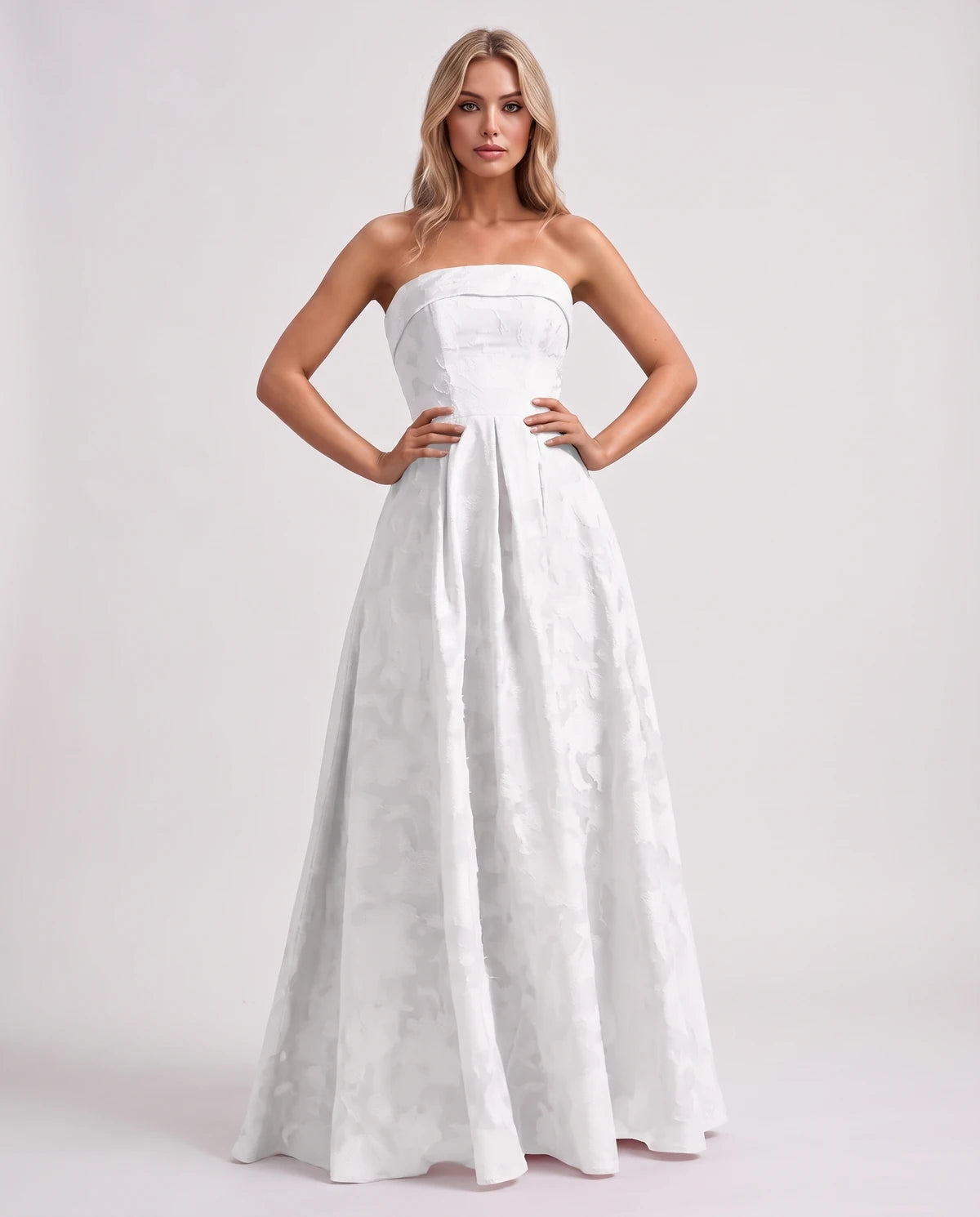 Lumina Maxi Dress — White