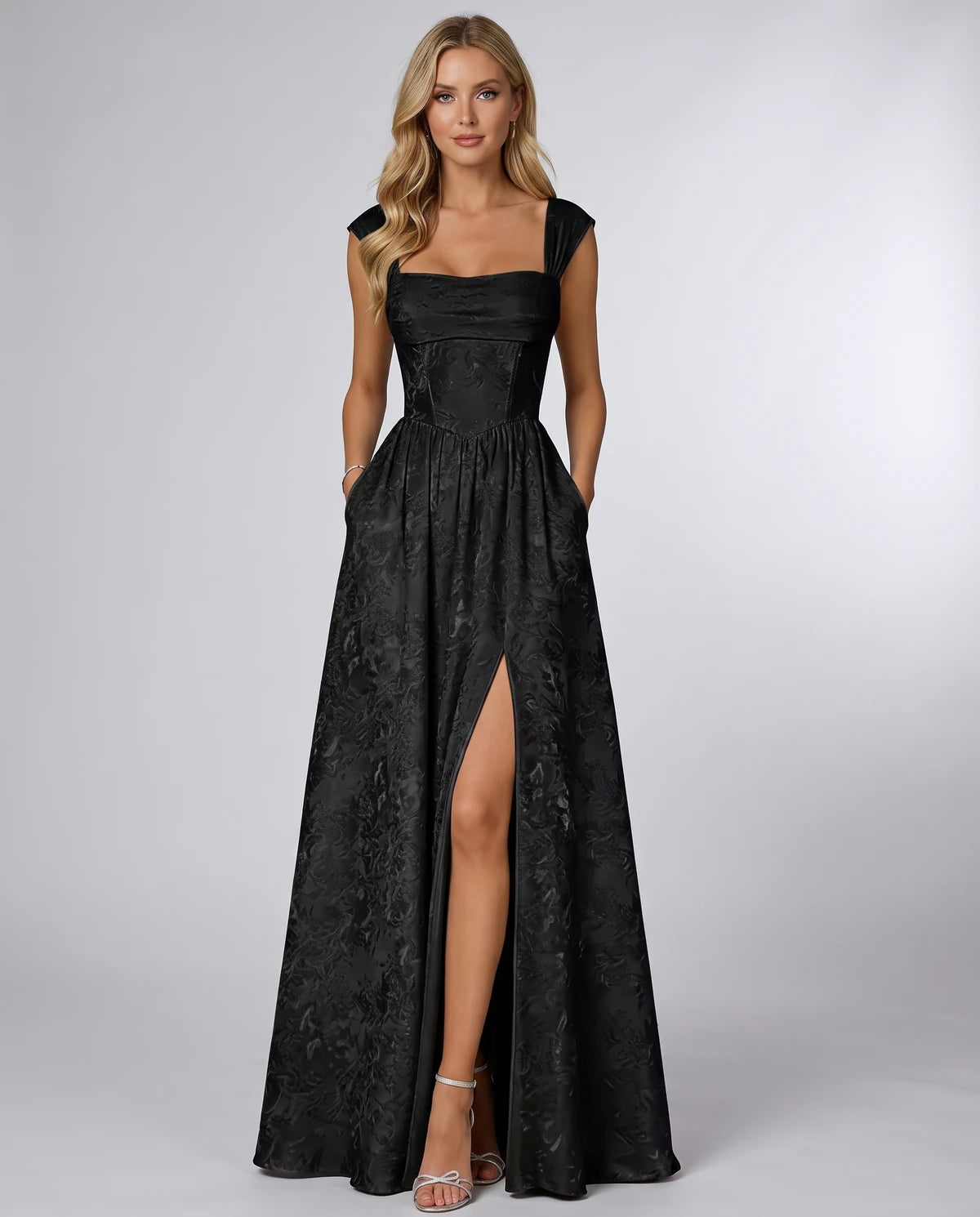 Oceane Maxi Dress — Black