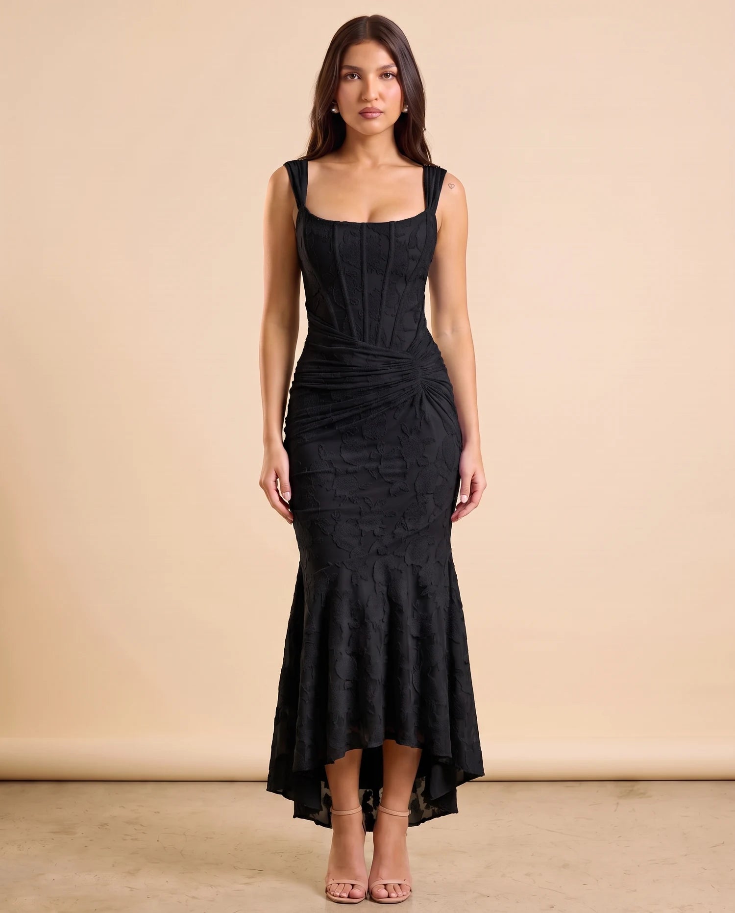 Selvia Lace Mermaid Dress Black 03-front